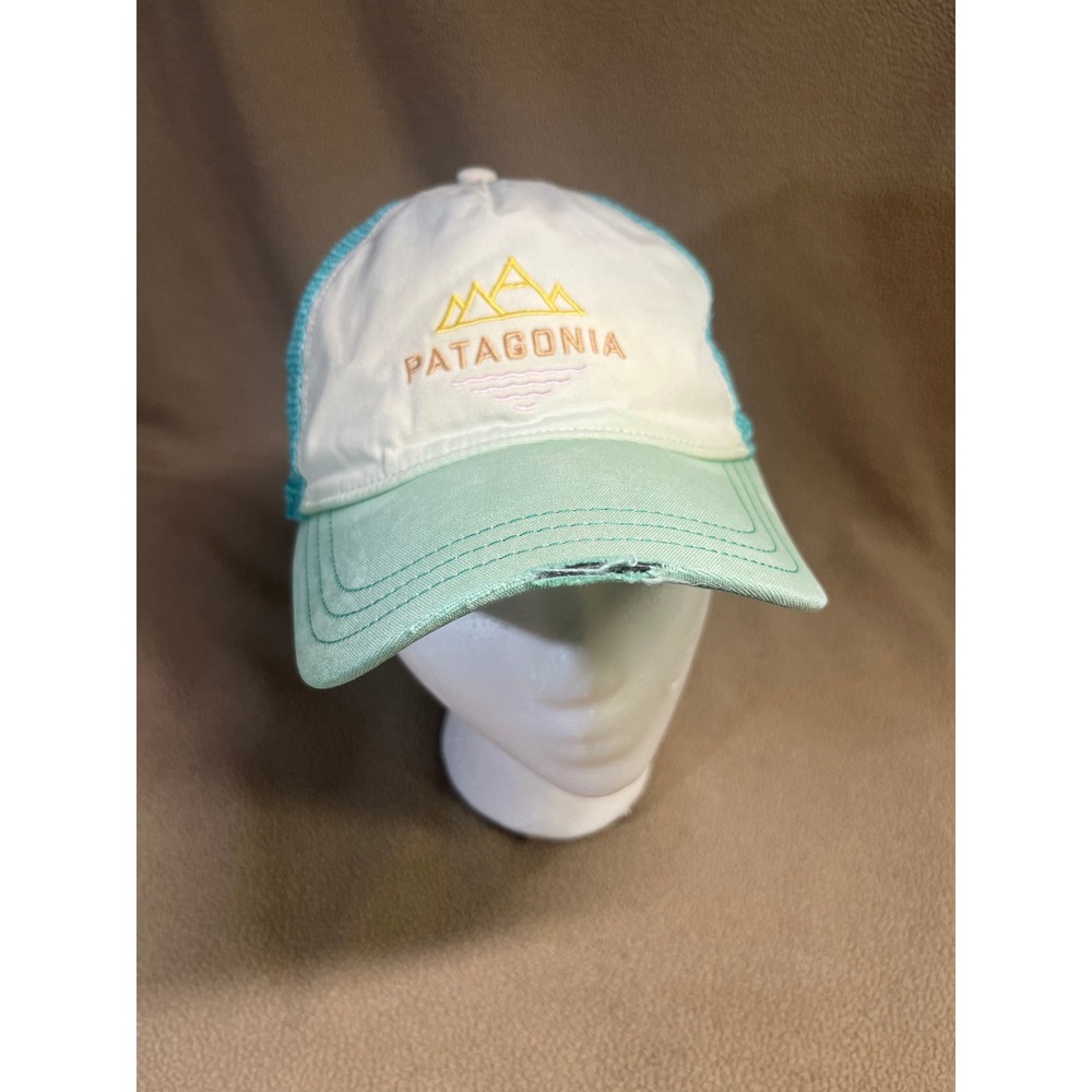 Patagonia Womans Teal & White Gold Mountain Scene‎ Trucker Hat Snapback